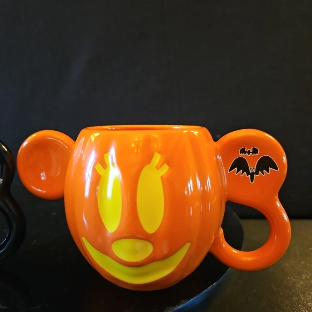 Mickey Mouse Black & Orange Pumpkin Coffee‎ Cups Disneyland Edition